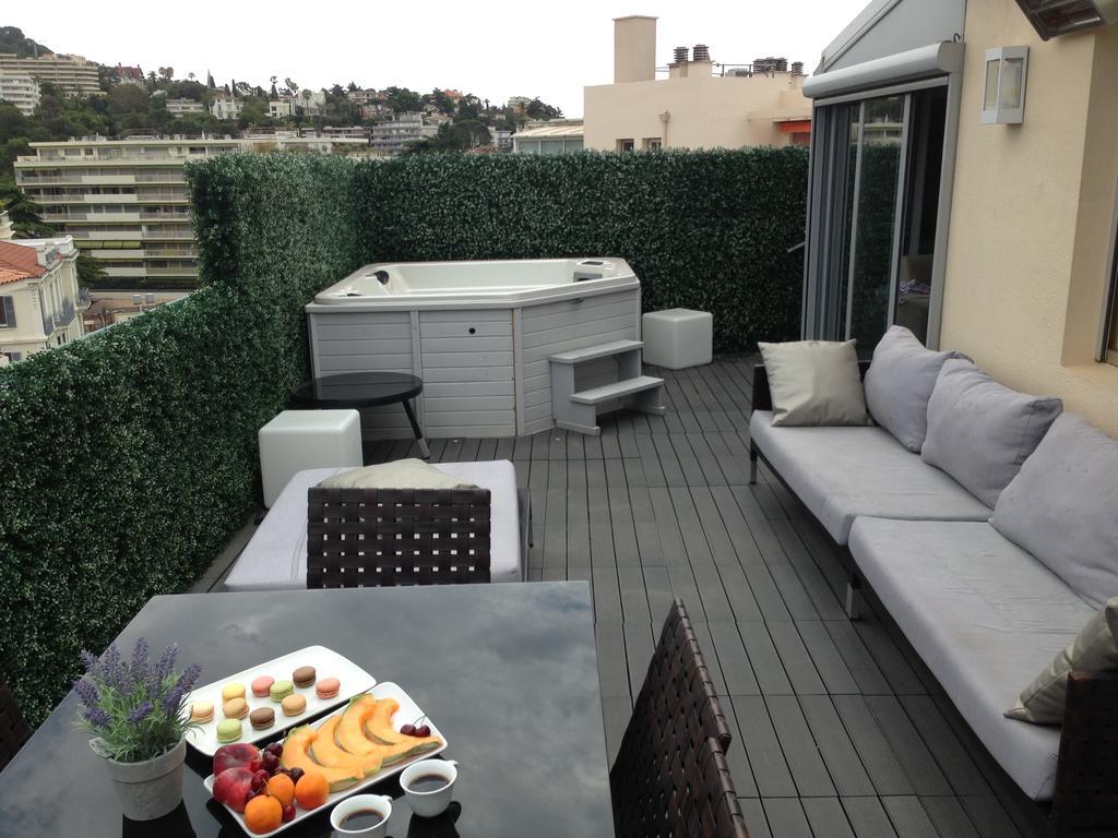 Penthouse With Jacuzzi On The Big Terrace Apartment Cannes Bagian luar foto